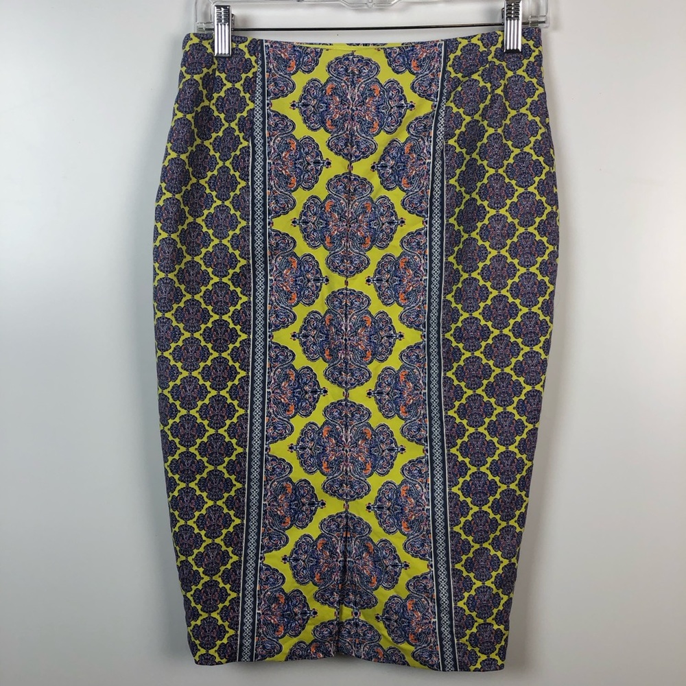The Limited sz 4 vibrant pencil skirt - Picture 3 of 6